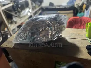 Corolla Alex 2004 Headlight