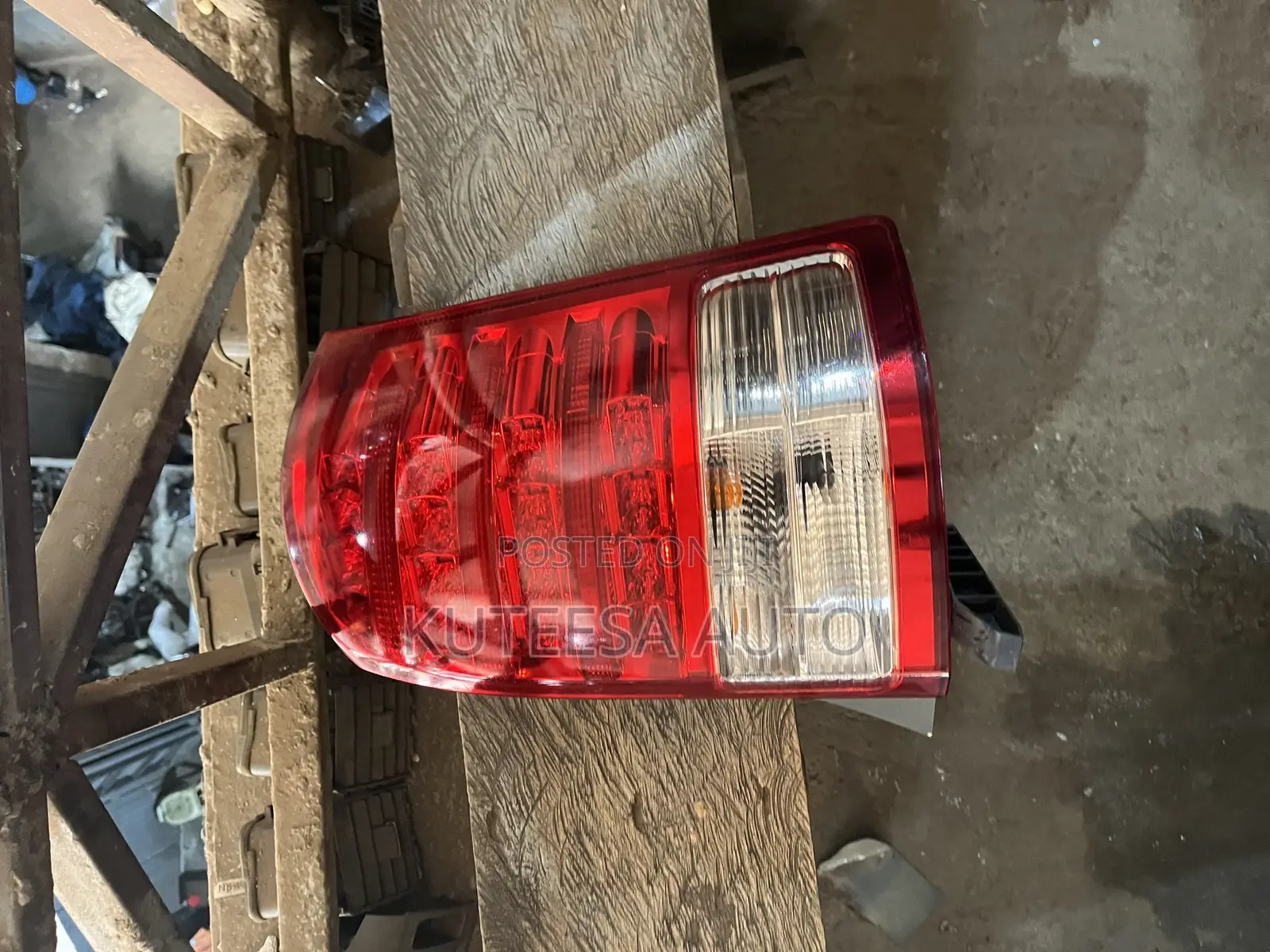 Wish (2006 ) Back Light/ Rear Light