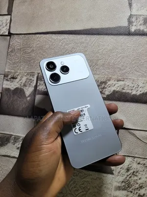 Tecno Spark 40 128 GB Silver
