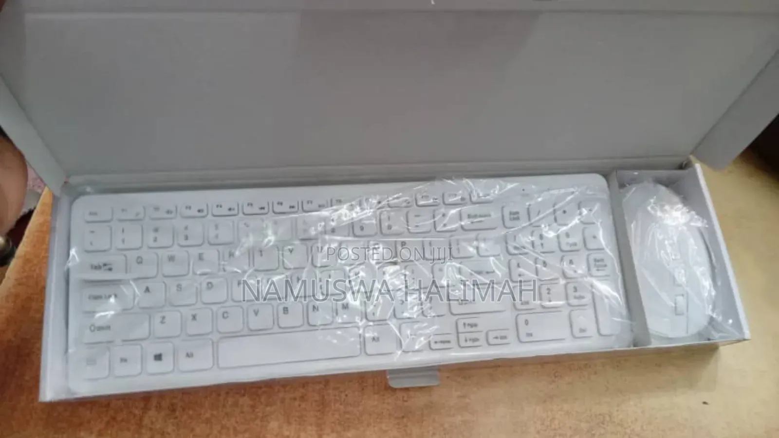 Gkm520 Wireless Keyboard and Mouse Combo.