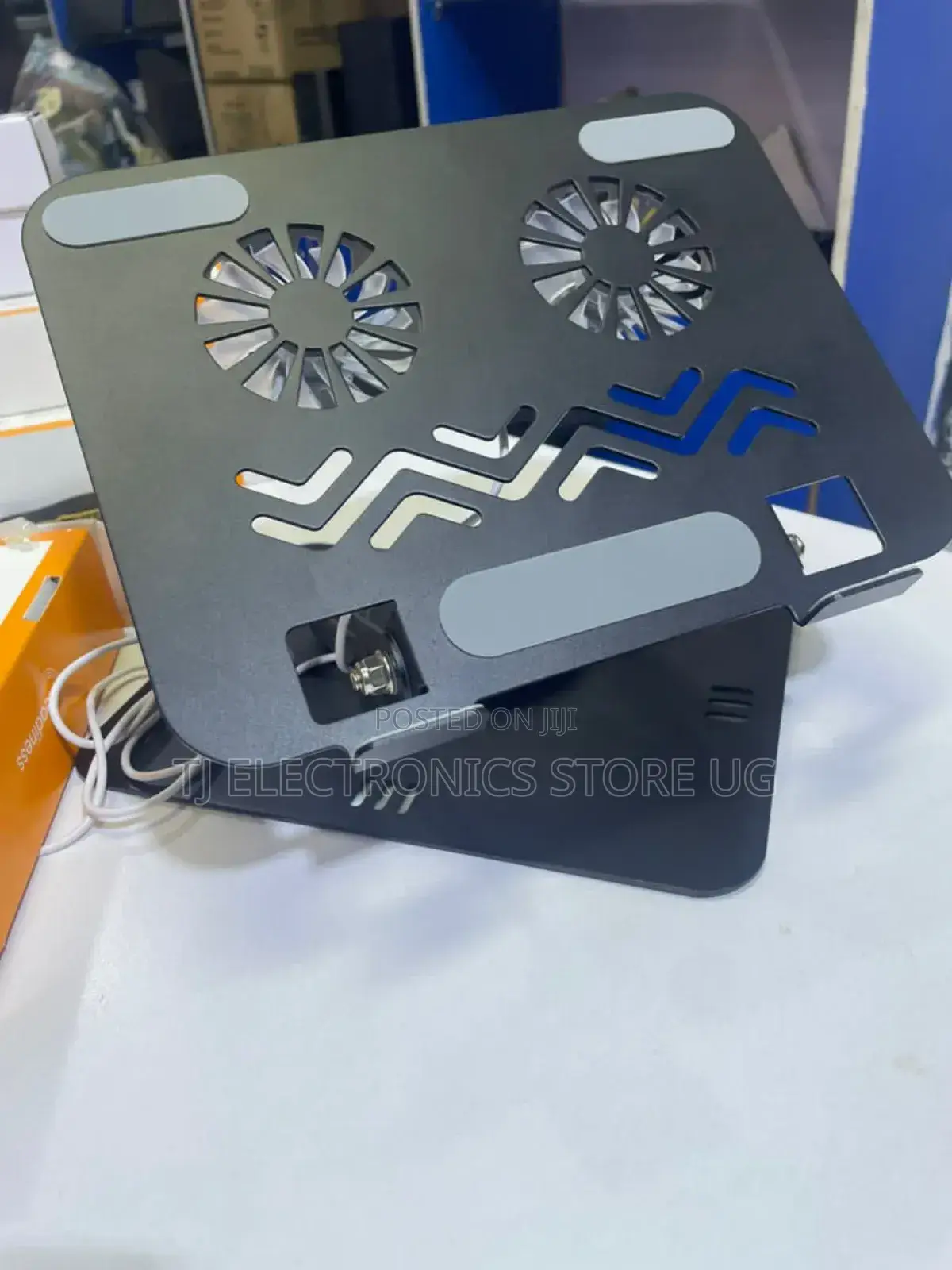 Metal 3600 Rotating Laptop Stand With Fan