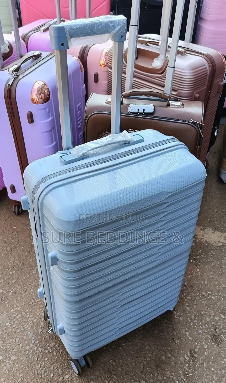 Lutton Simple Suitcase