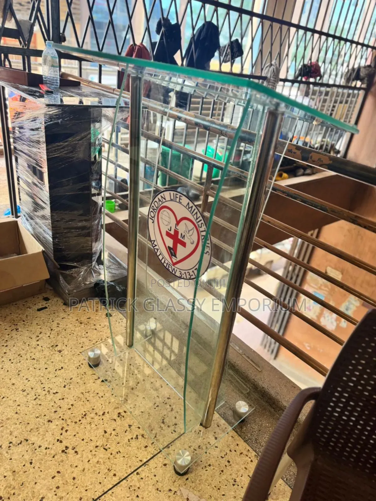 Transparent Podium