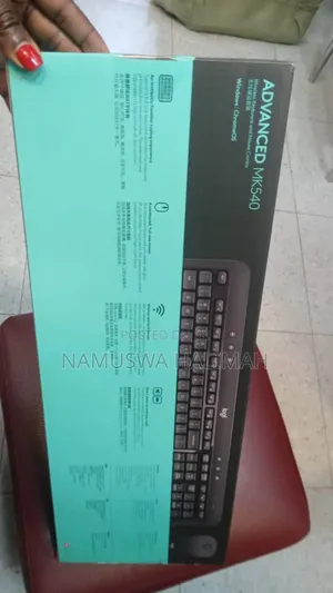 Logitech Mk540 Advanced Wireless Keyboard and Mouse Combo.