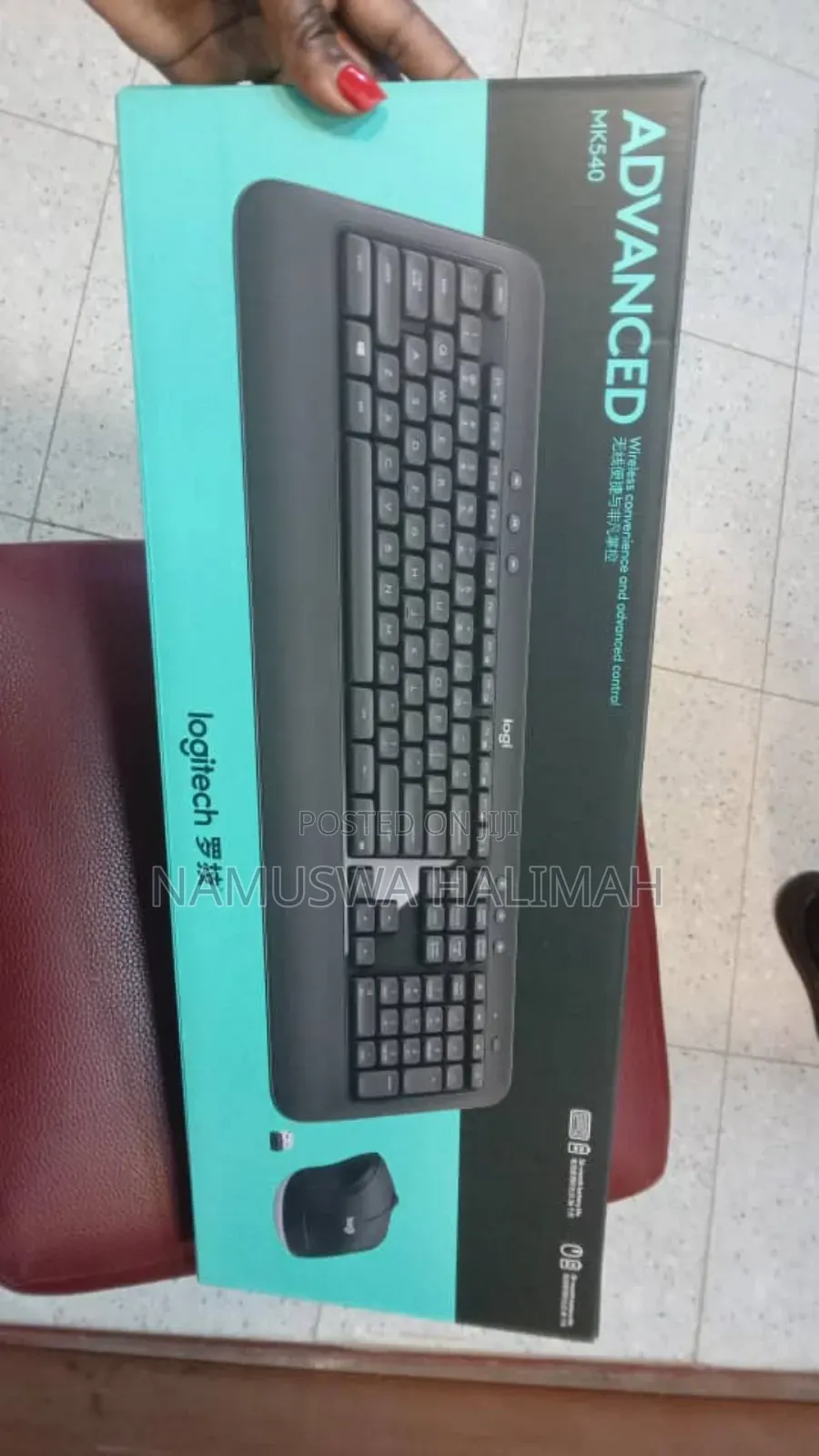 Logitech Mk540 Advanced Wireless Keyboard and Mouse Combo.