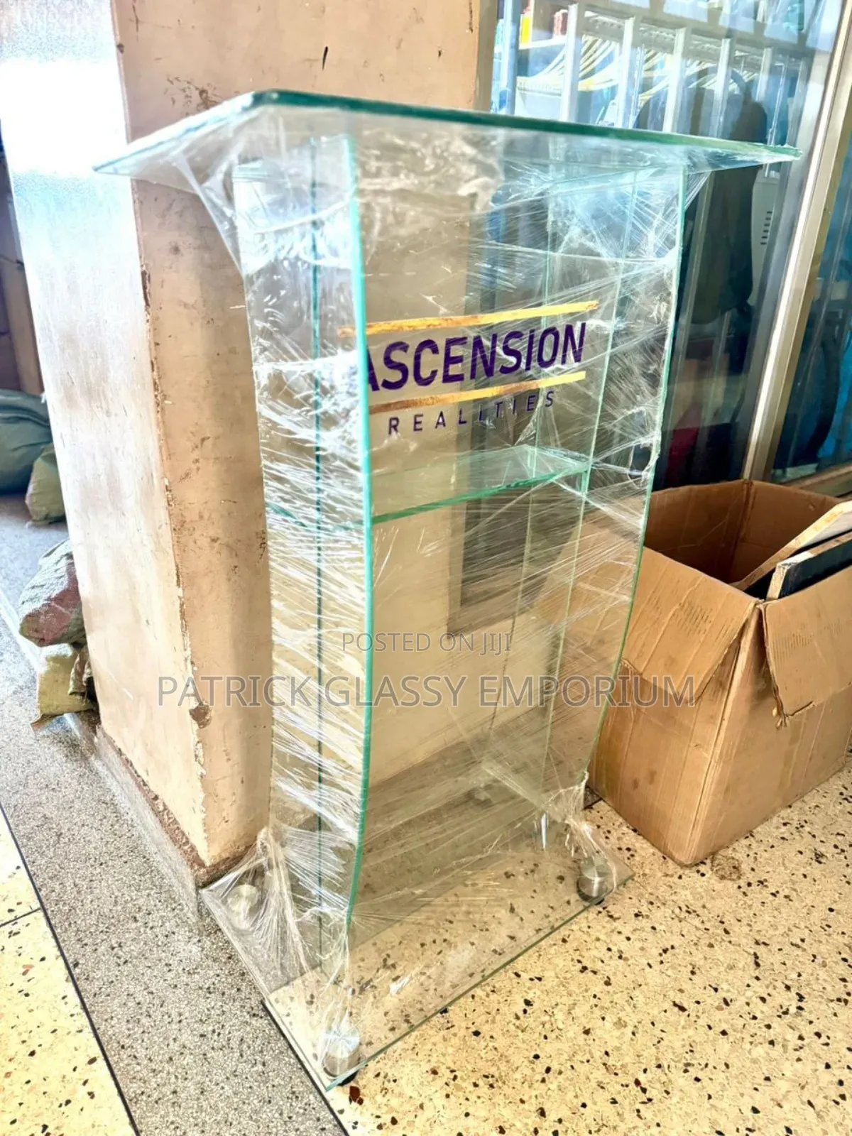 Transparent Podium