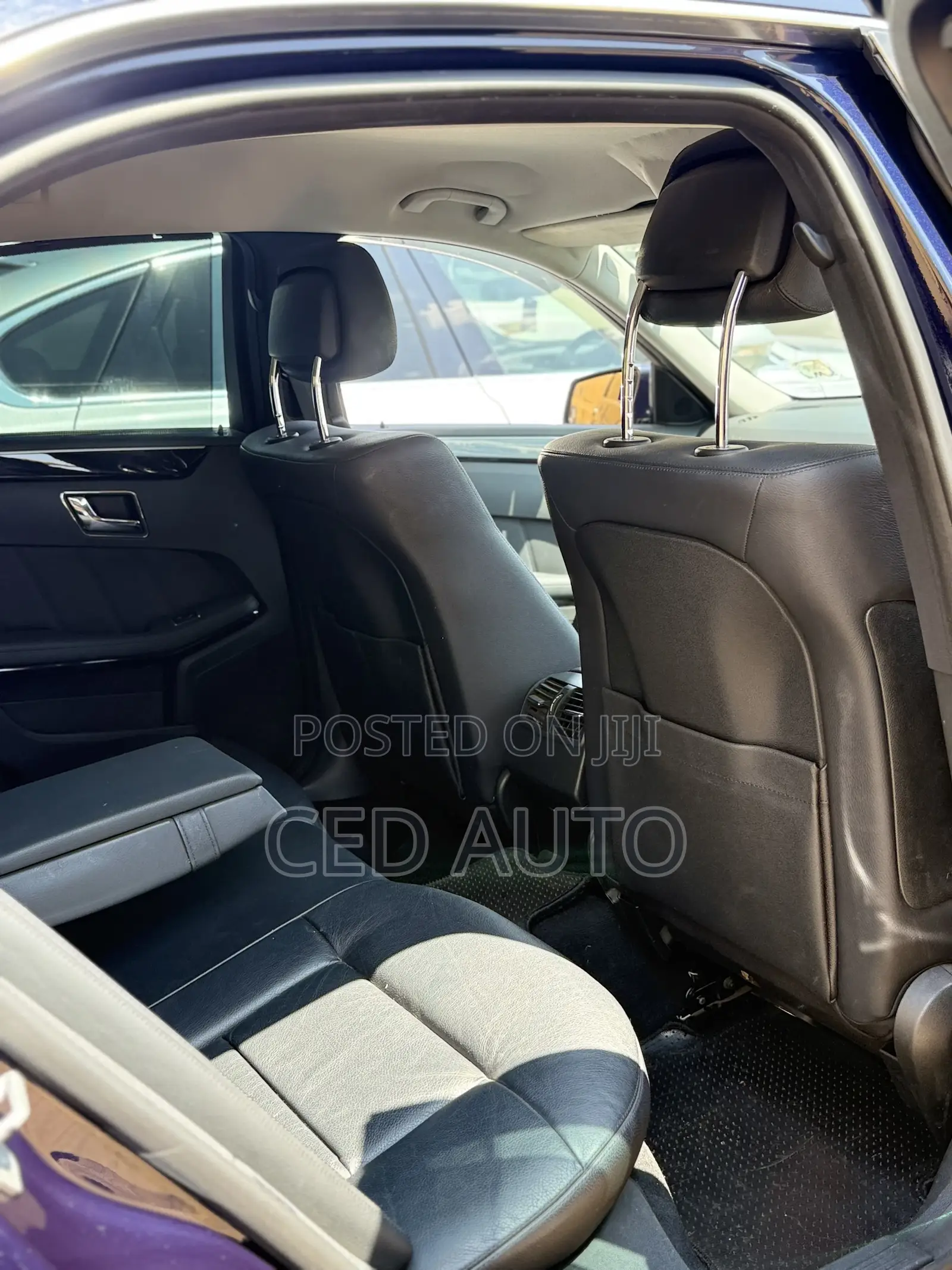 Mercedes-Benz E350 2012 Blue