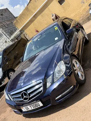 Mercedes-Benz E350 2012 Blue