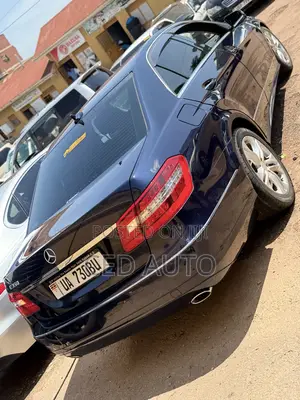 Mercedes-Benz E350 2012 Blue