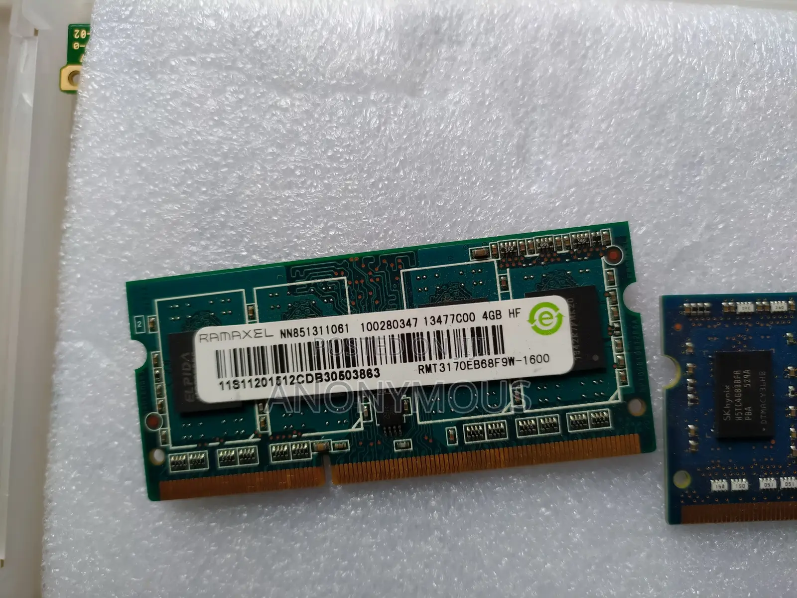 Two Laptop Ram Chips 8gb Total Ddr3l