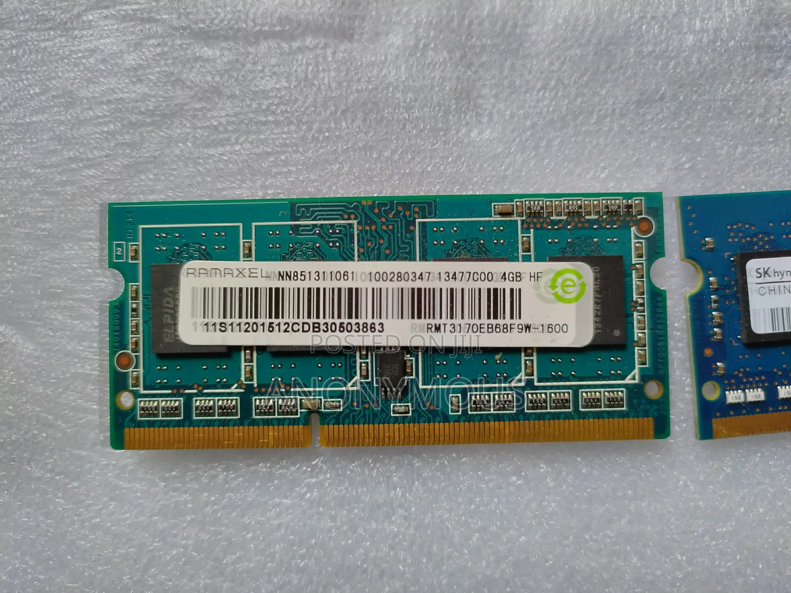 Two Laptop Ram Chips 8gb Total Ddr3l