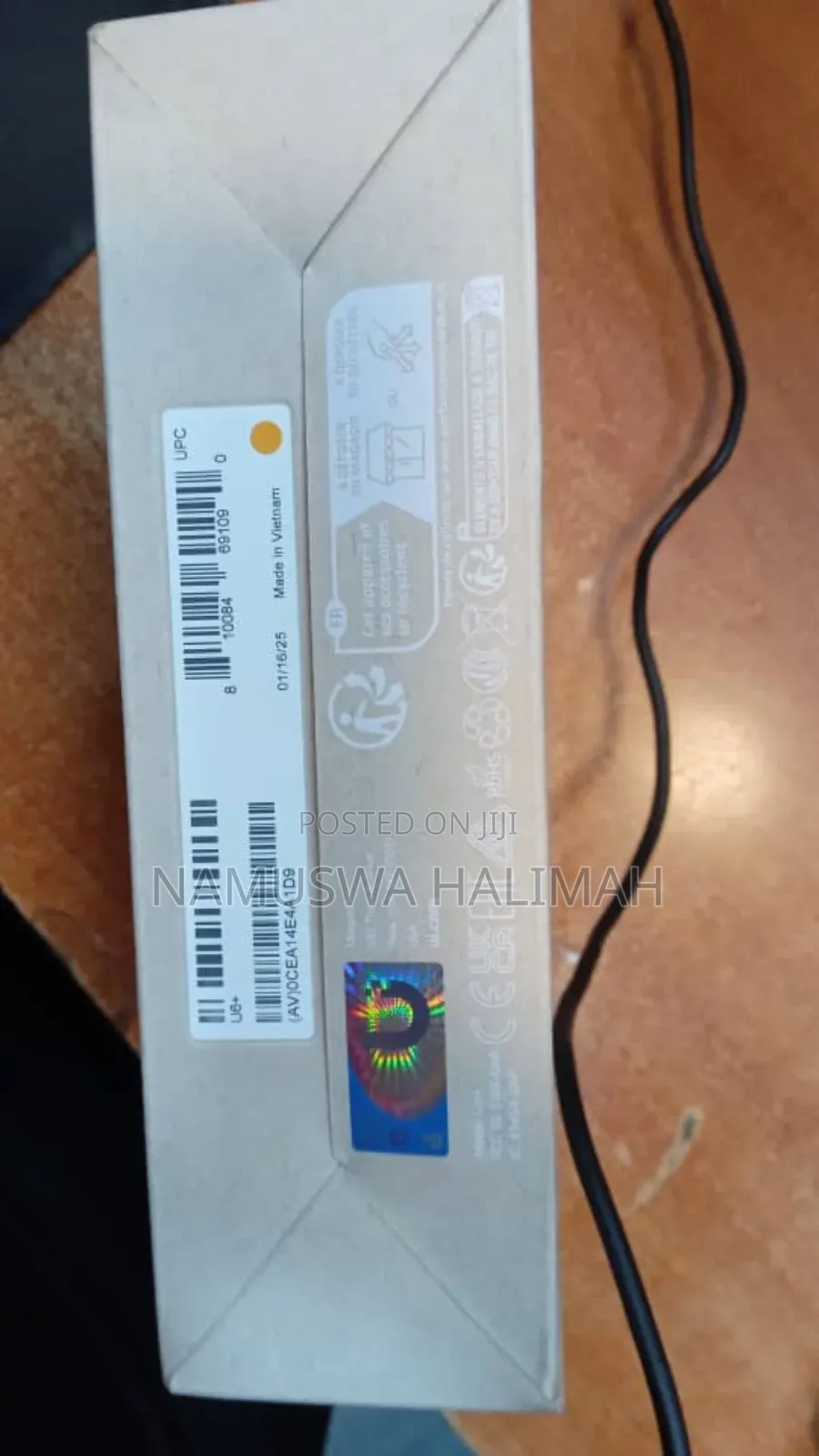 Ubiquiti Unifi 6 Pro (U6-Pro) Access Point.