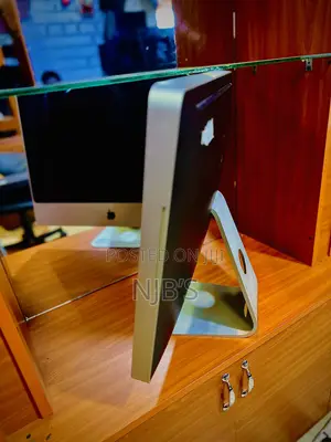 Desktop Computer Apple iMac 8GB Intel Core 2 Duo SSD 512GB