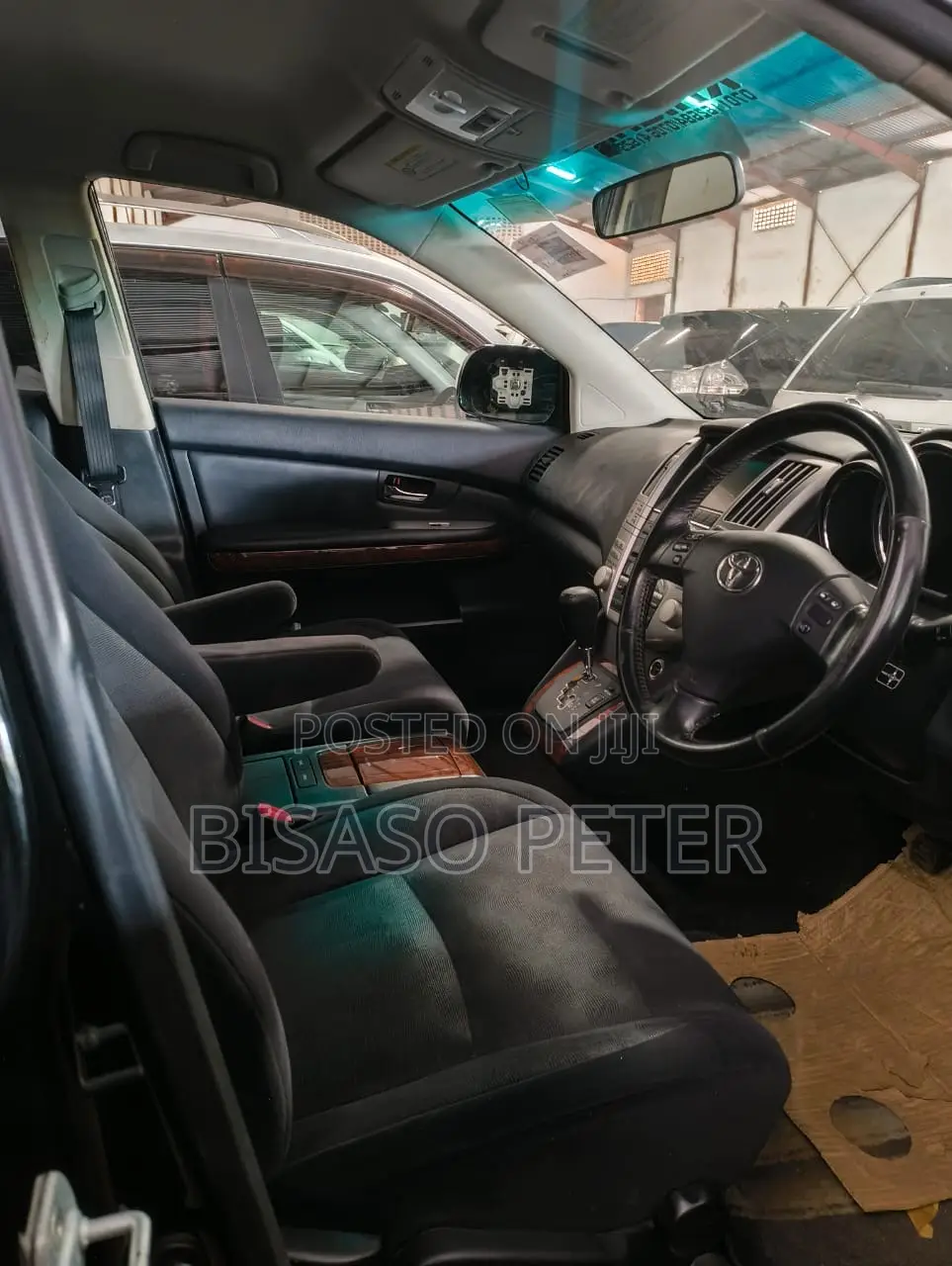 Toyota Harrier 2.4 2011 Black