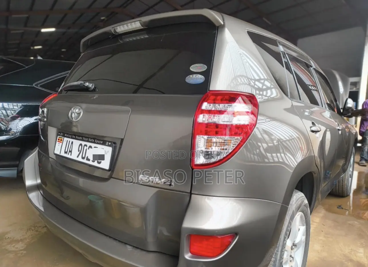 Toyota RAV4 2.5 2010 Gray