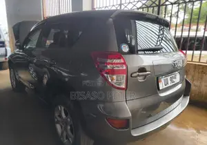 Toyota RAV4 2.5 2010 Gray