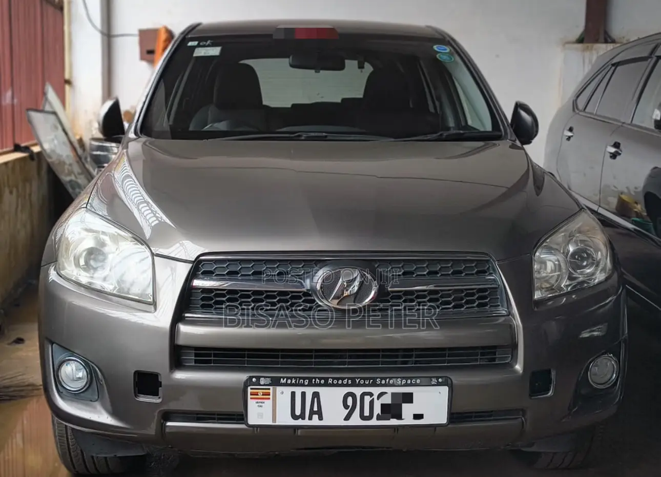 Toyota RAV4 2.5 2010 Gray