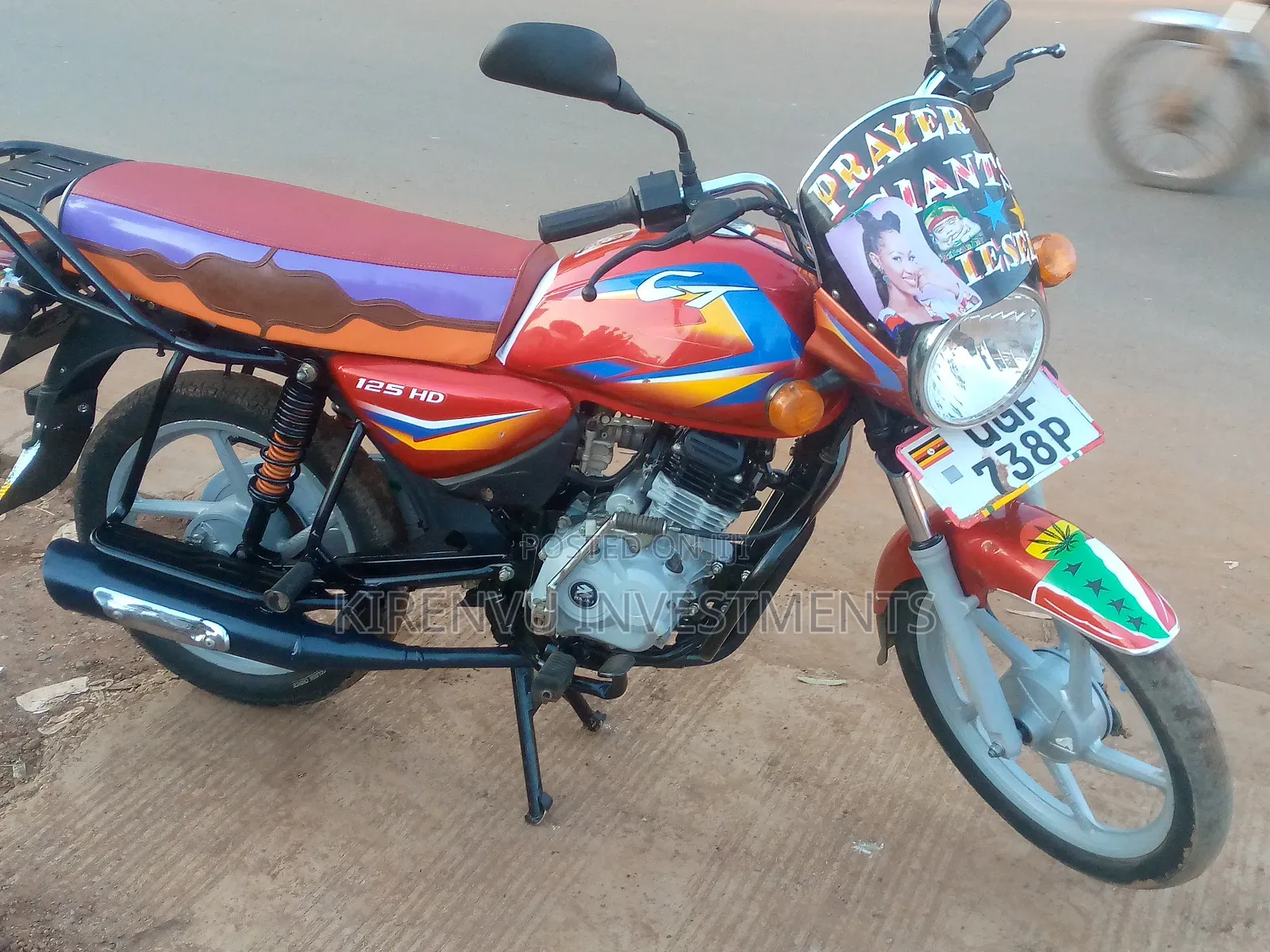 Bajaj Boxer 125 2024 Red