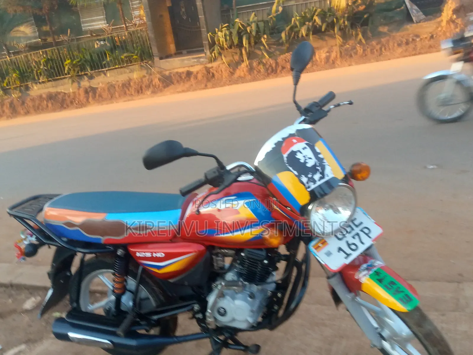 Bajaj Boxer 125 2022 Red