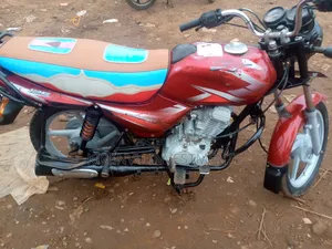 Bajaj CT 110X 2021 Red