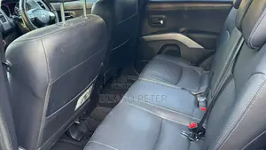 Mitsubishi Outlander 2011 Black