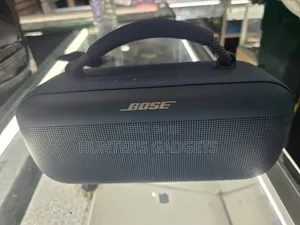 Bose Soundlink Max Bluetooth Rechargeable Portable Speaker 20 HRS