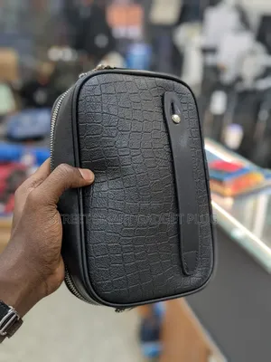 Green Lion Airo Pouch Bag