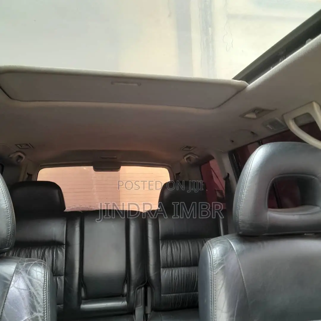 Mitsubishi Pajero 2002 Silver