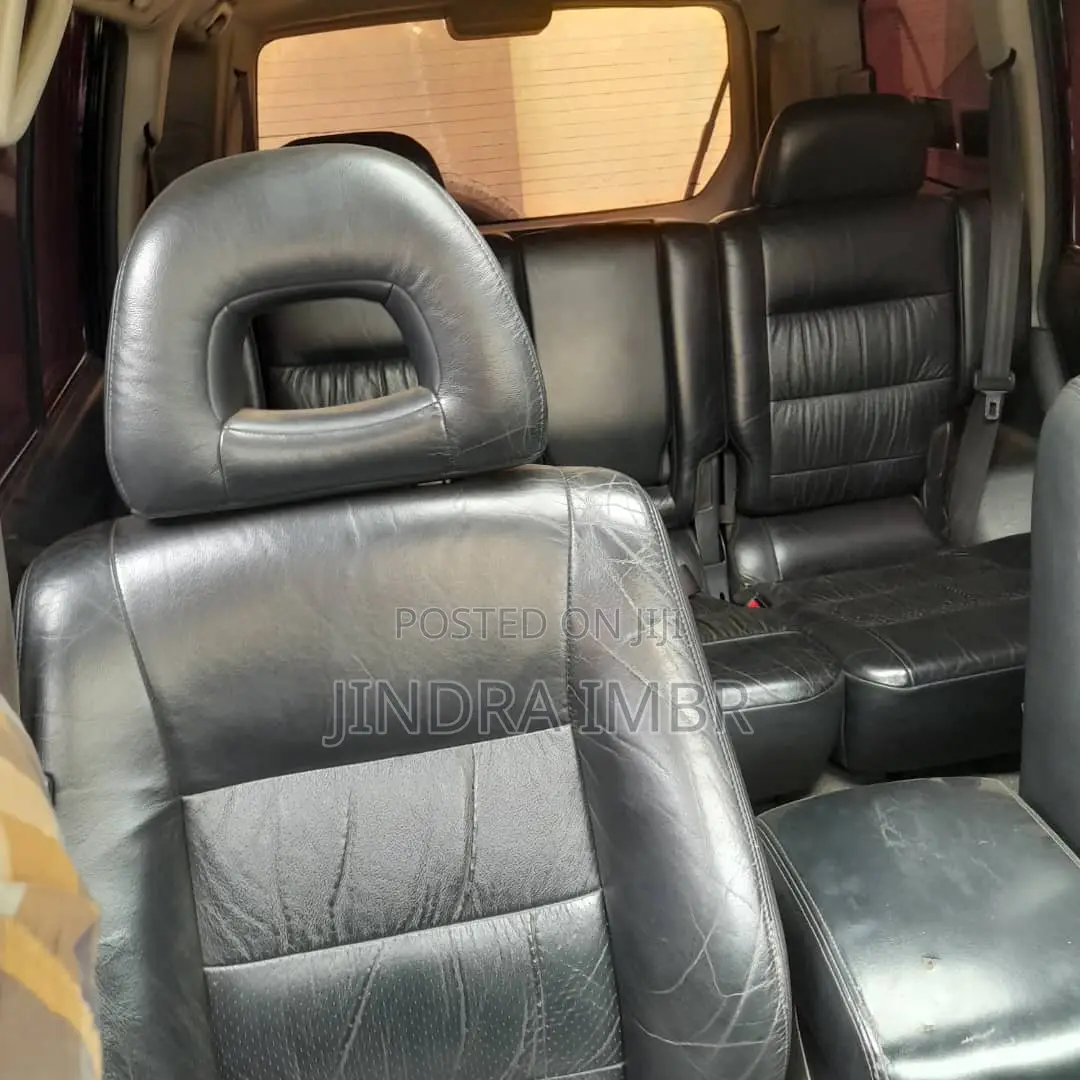 Mitsubishi Pajero 2002 Silver