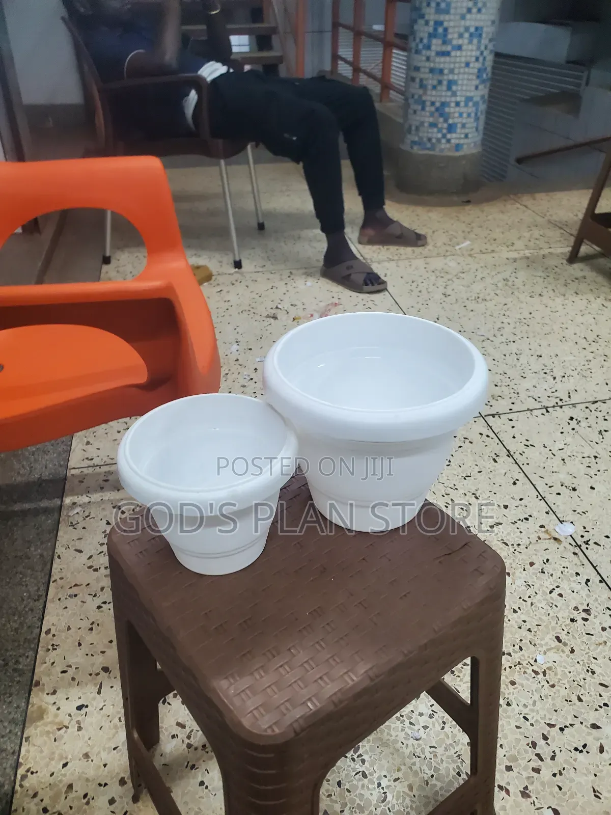 Smallest White Plastic Flower Pots