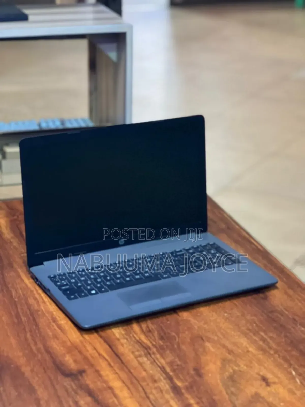 New Laptop HP 250 G4 8GB AMD Ryzen 5 SSD 256GB