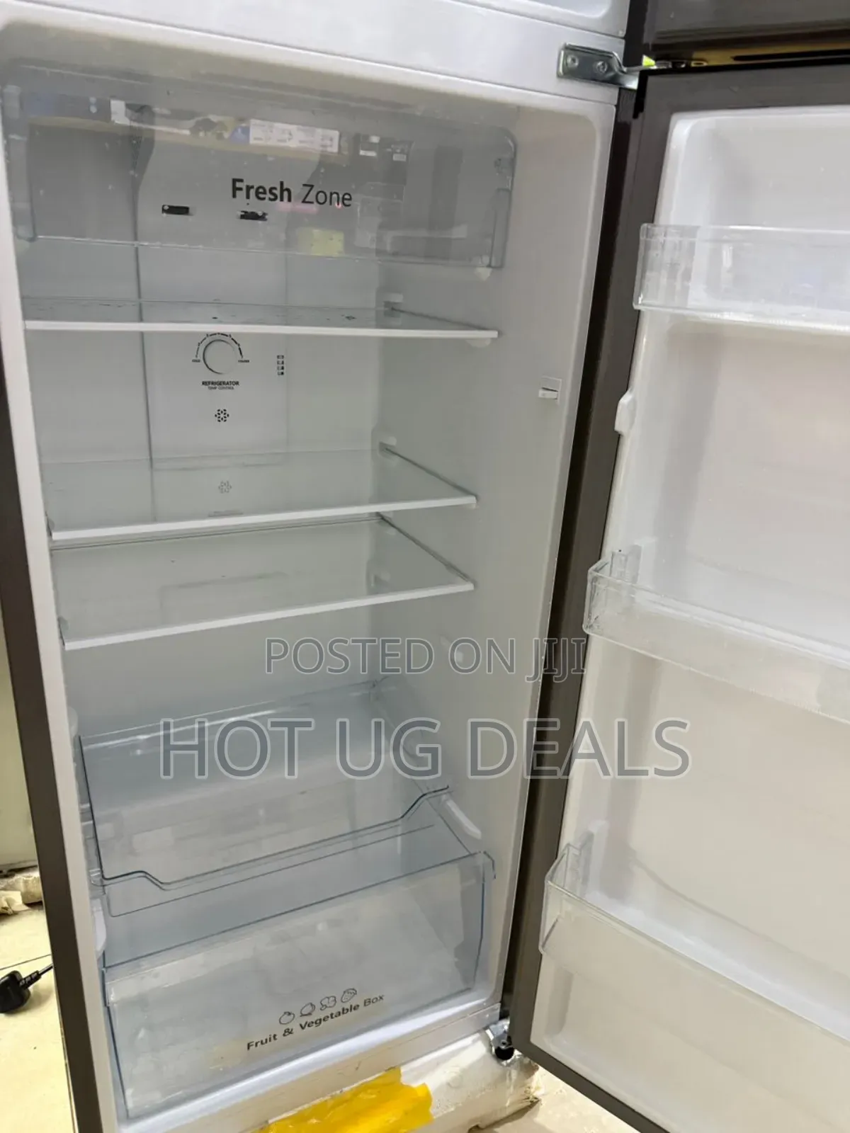 Hisense Hisense 328l Double Door Refrigerator - Silver