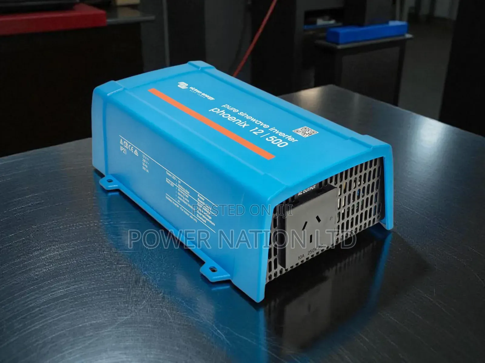 12v / 500w Victron Phoenix Inverter