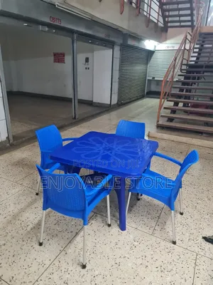Dining Plastic Table and Chairs Set Plastic Table and Chairs Set
