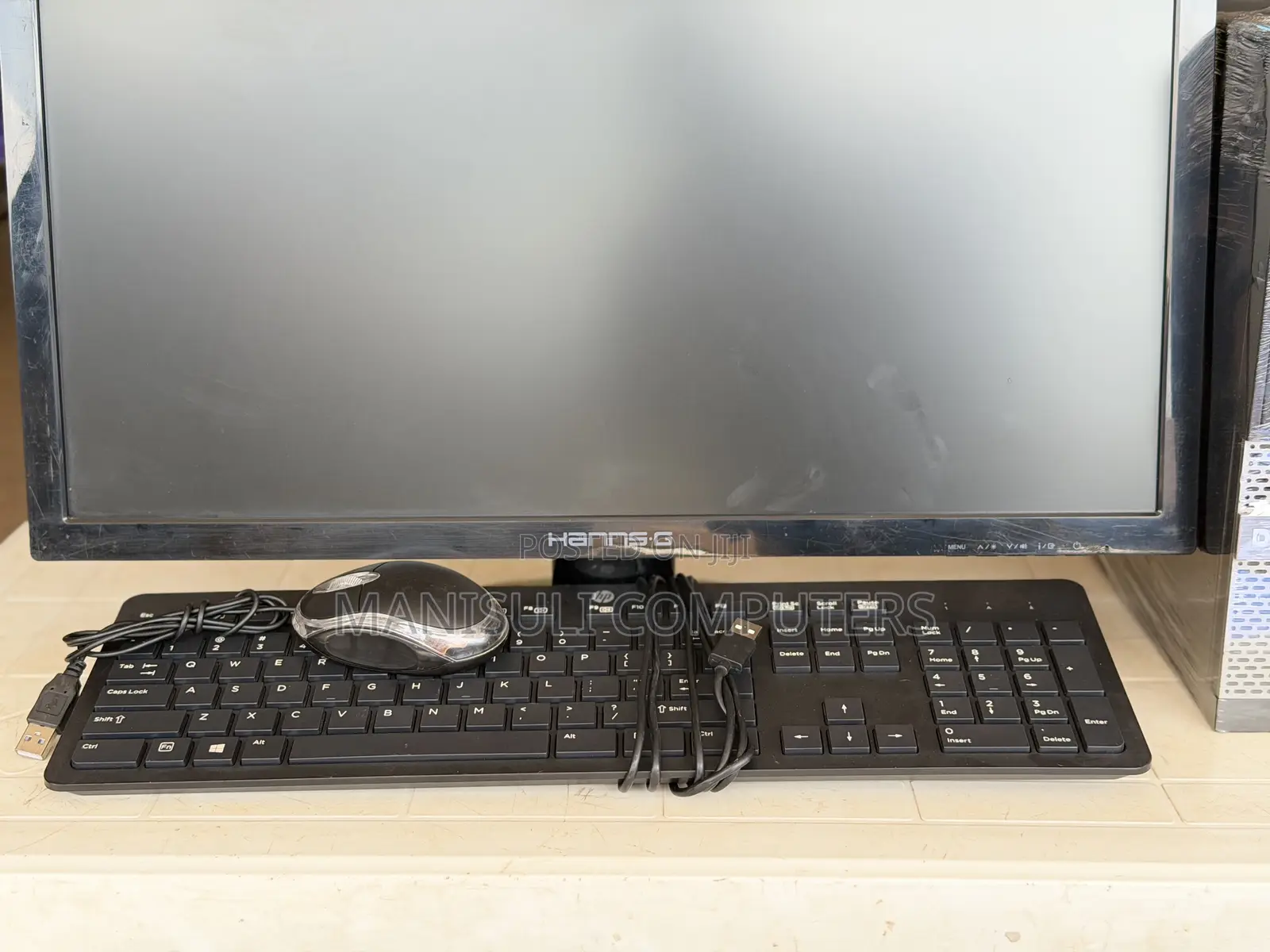 Desktop Computer Dell OptiPlex 7040 8GB Intel Core i5 HDD 500GB