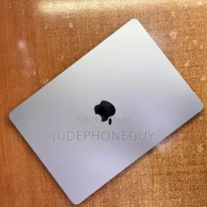 Laptop Apple MacBook Air 2022 M2 8GB Apple M2 SSD 512GB
