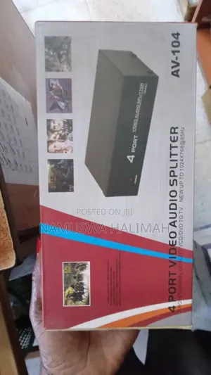 A 4-Port Video Audio Splitter, Model Av-104.