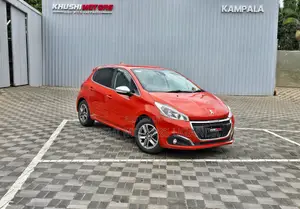 Peugeot 208 2016 Orange