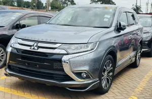 Mitsubishi Outlander 2017 Silver