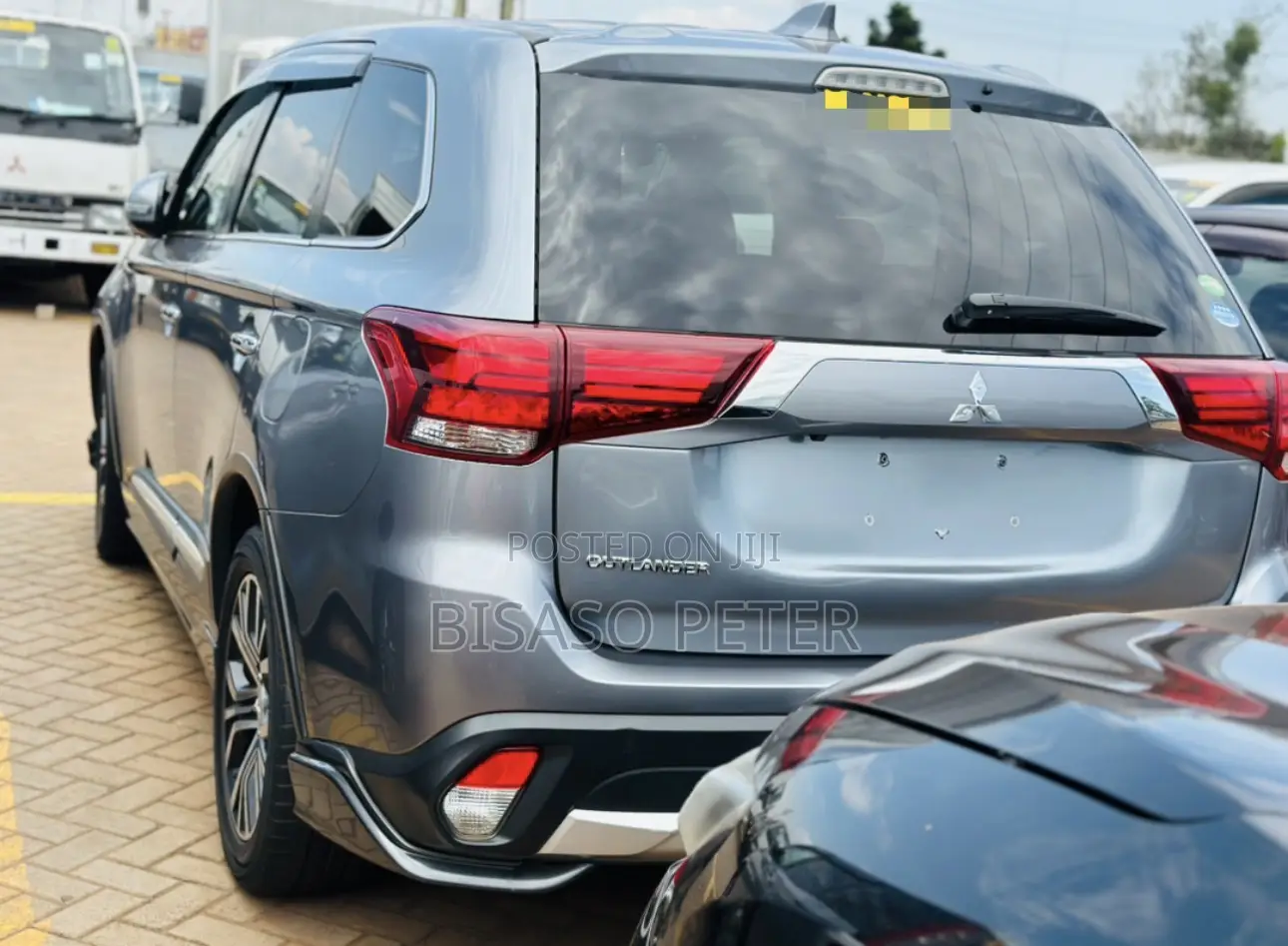 Mitsubishi Outlander 2017 Silver