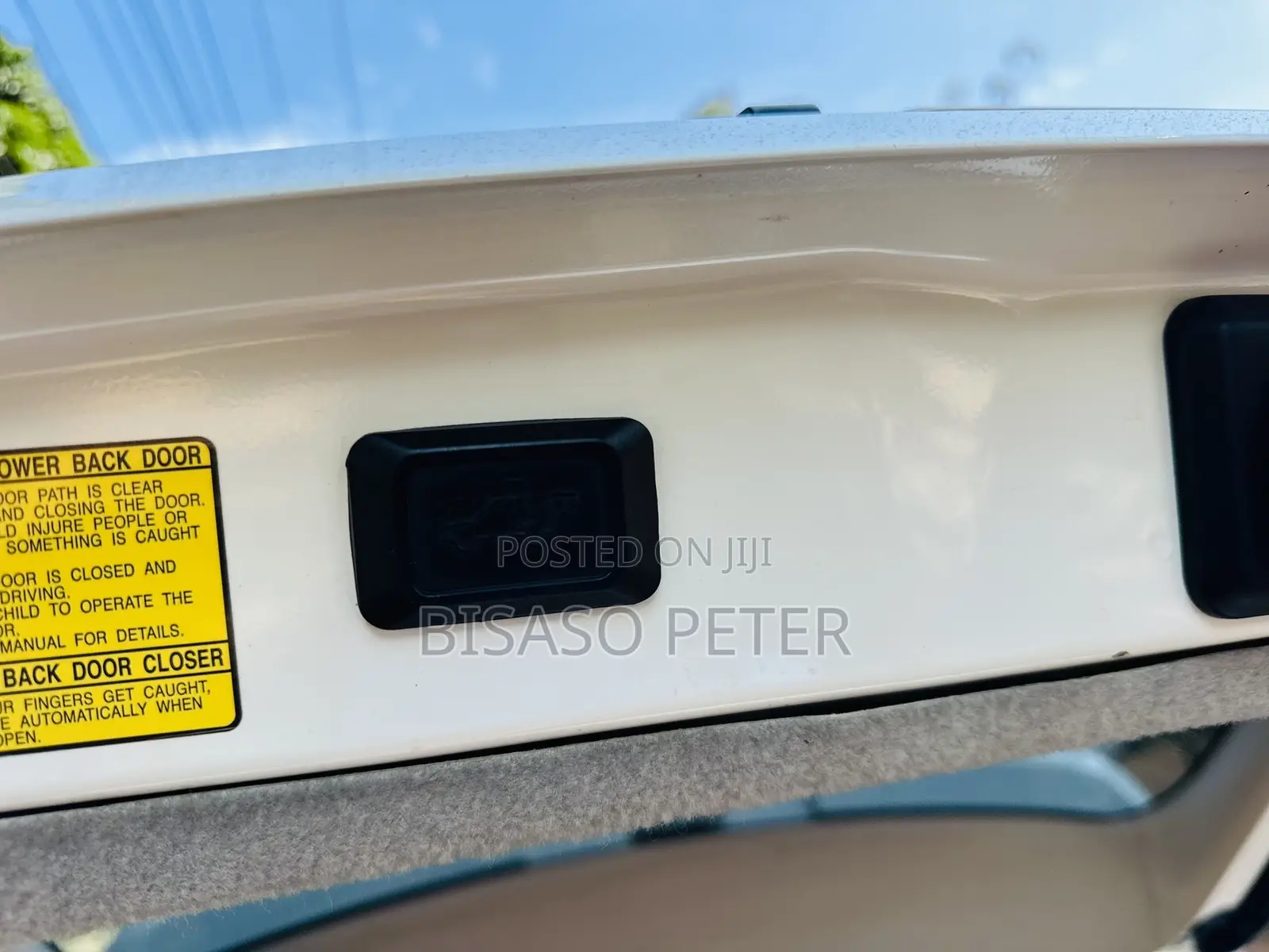 Toyota Harrier 2.4 2010 White