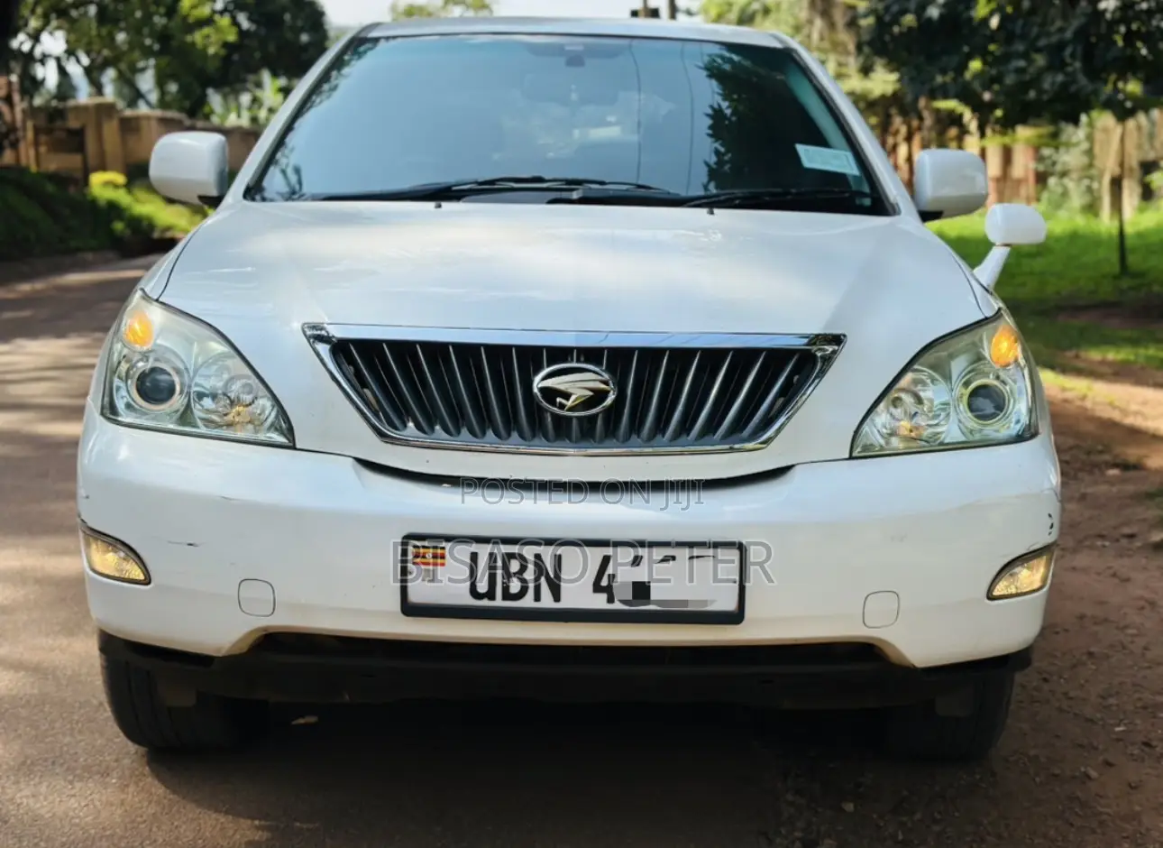 Toyota Harrier 2.4 2010 White