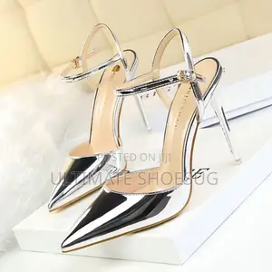 Big Tree Half Closed Heels