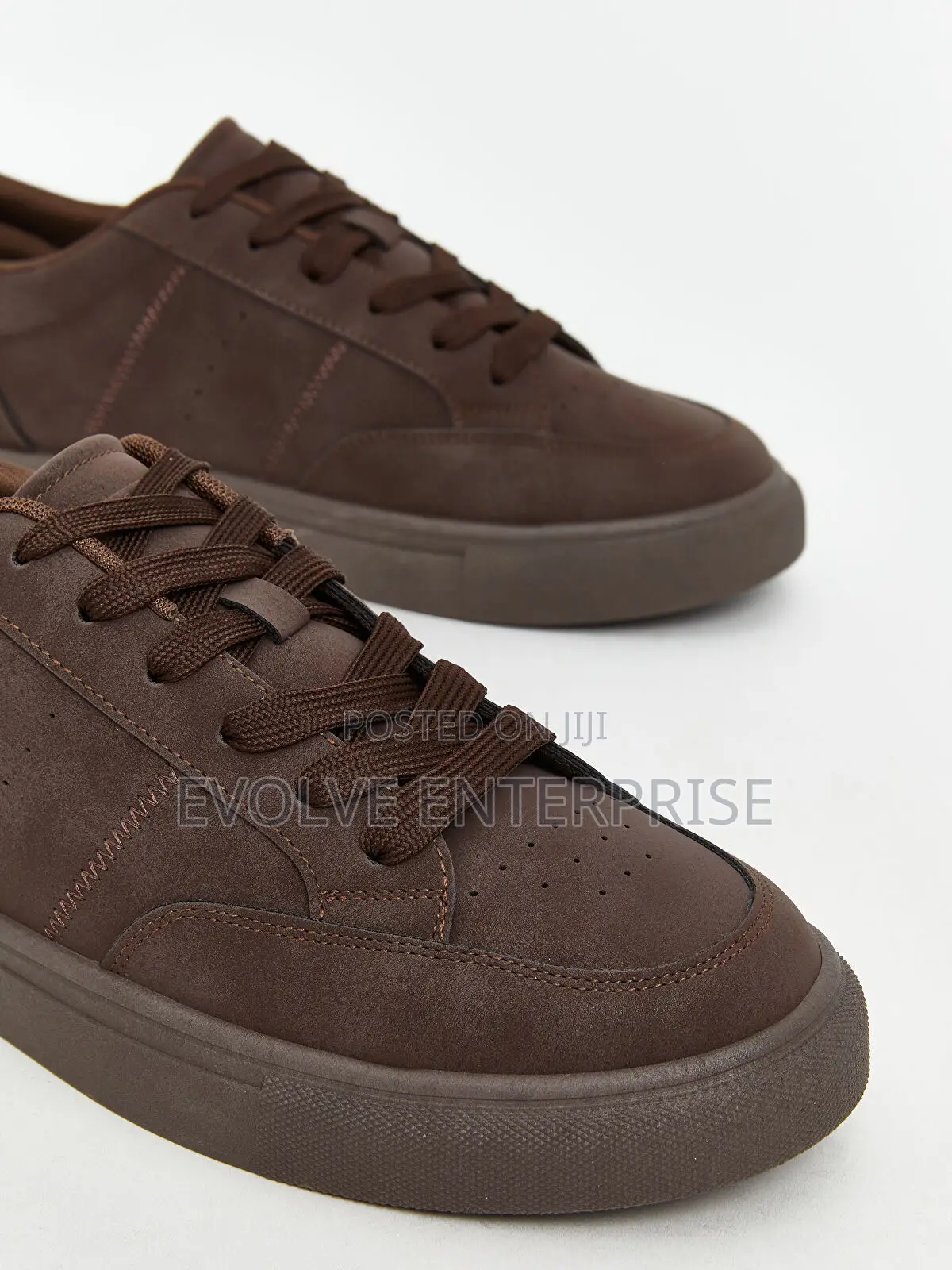 Lace-Up Men's Sneakers
