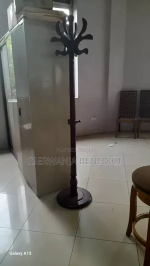 Wooden Coat Hanger Mahogany