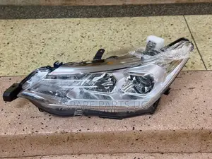 Corolla Fielder / Axio 2015 - 2023 Headlamp