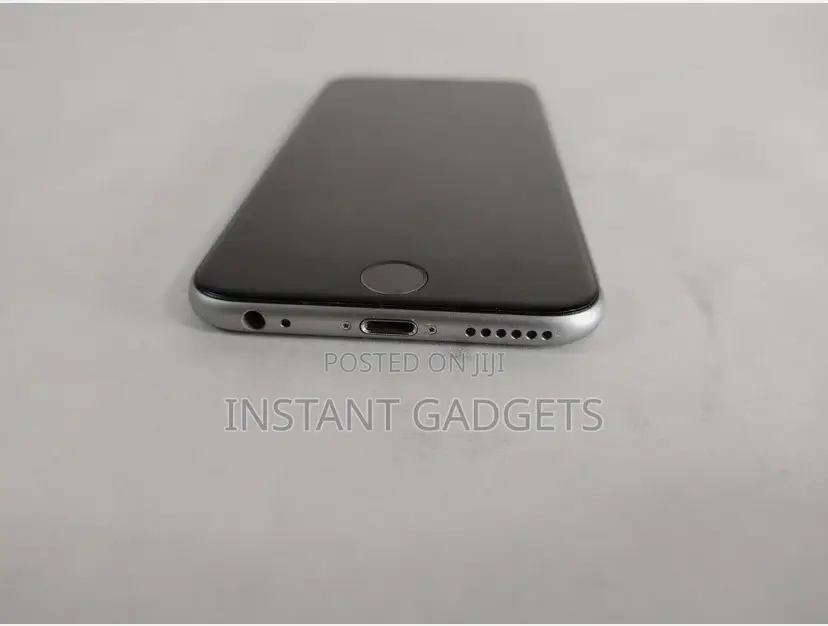Apple iPhone 6 64 GB Gray