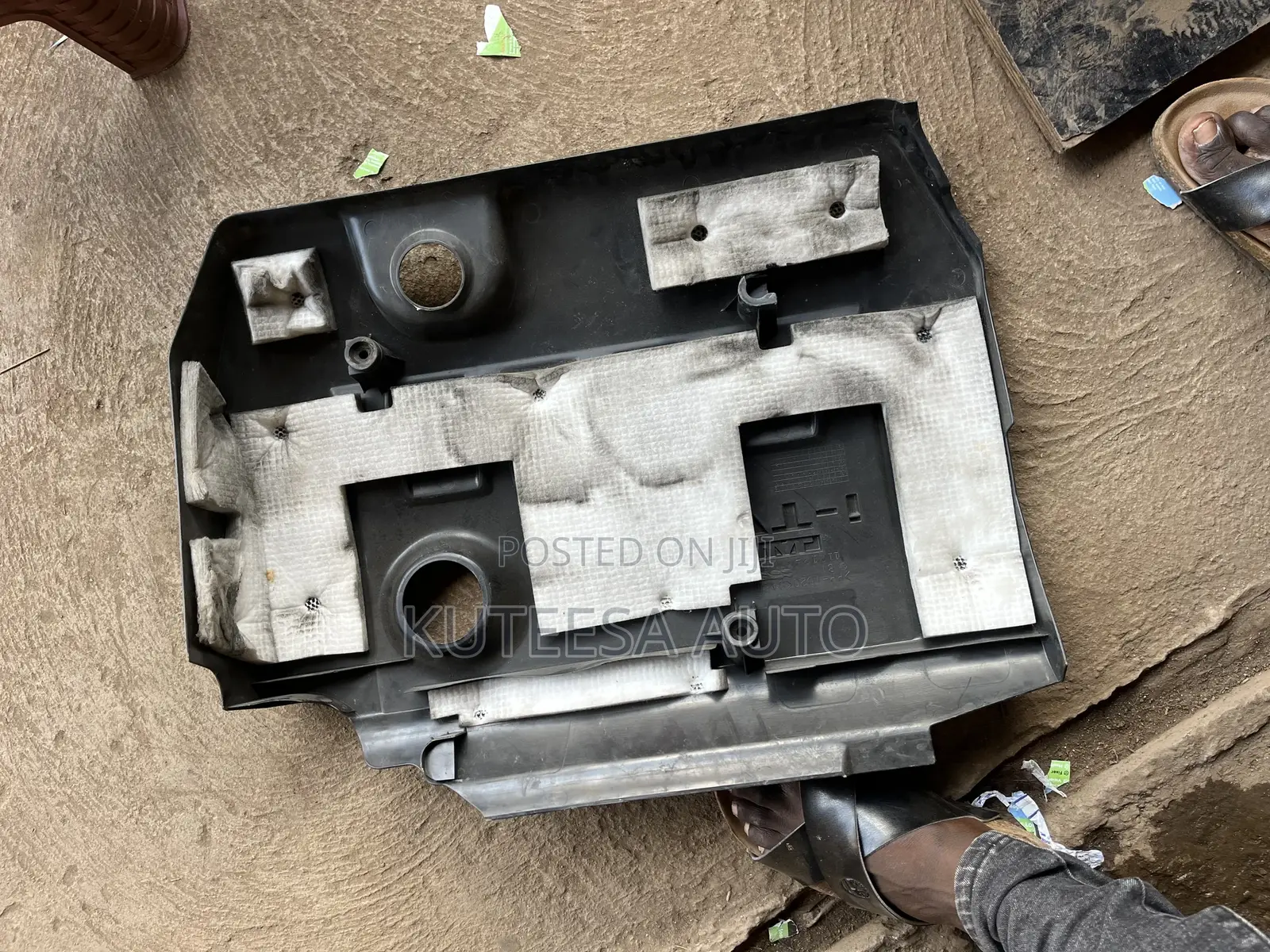 Noah New Model Engine Cover