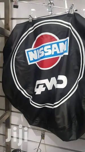 Spire Tyre Cover Leather
