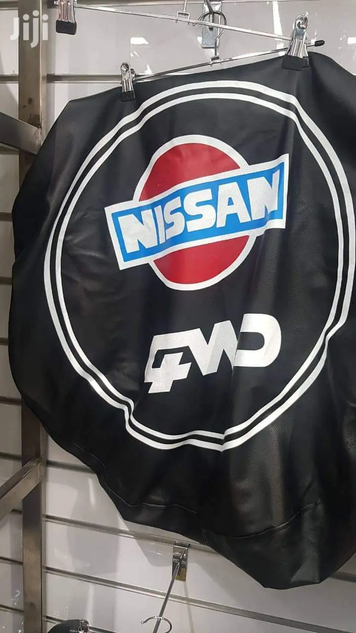 Spire Tyre Cover Leather